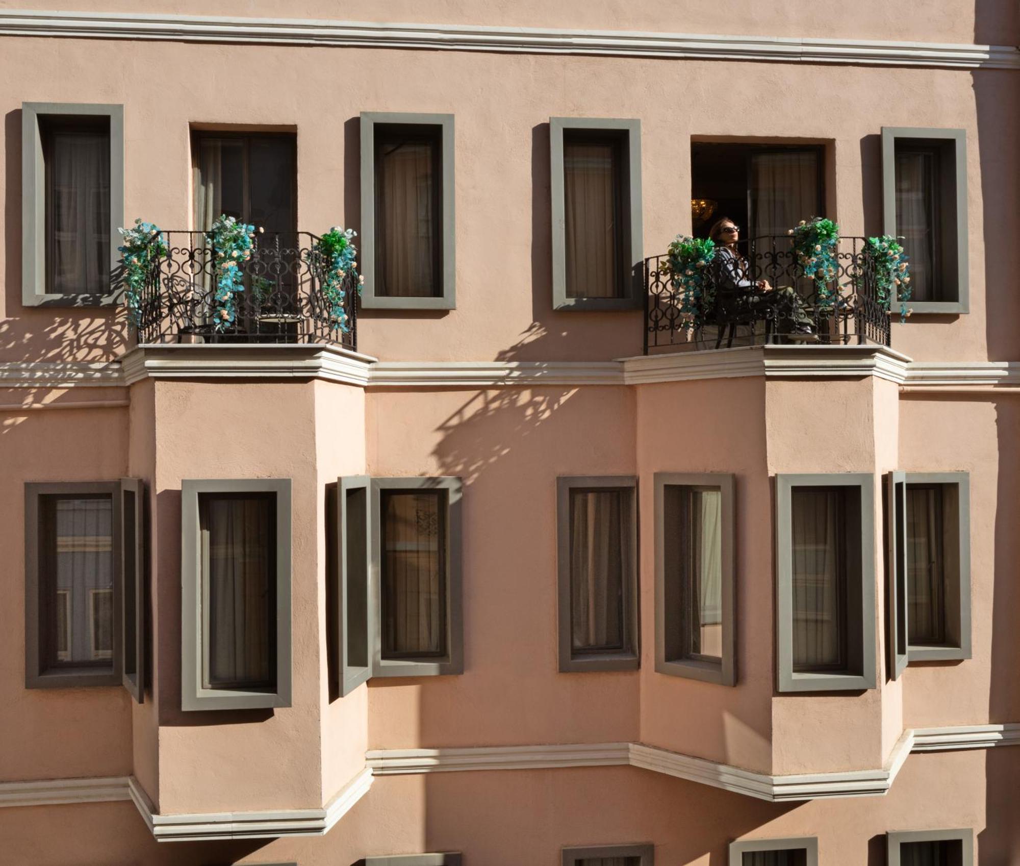 Hotel Des Arts Galata Истанбул Екстериор снимка